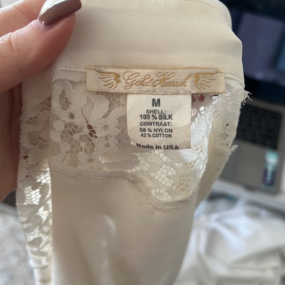 Gold Hawk | Blouse - Picture 5 of 5